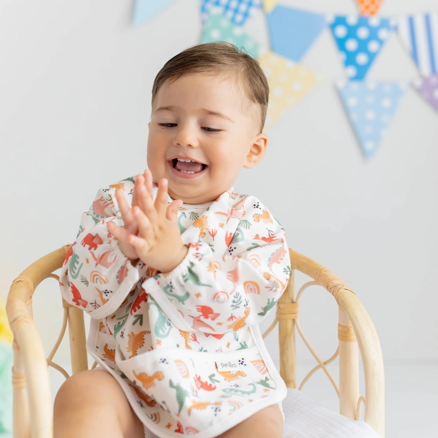 Dino Su Geçirmez Bebek Bakım Çantası ve Mama Önlüğü Seti
